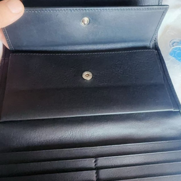 Authentic GUCCI Trifold Wallet GG Leather Black - Picture 8 of 12